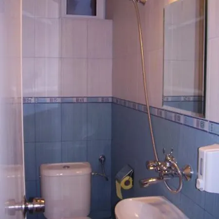 Pensiune Ivani Guestrooms *